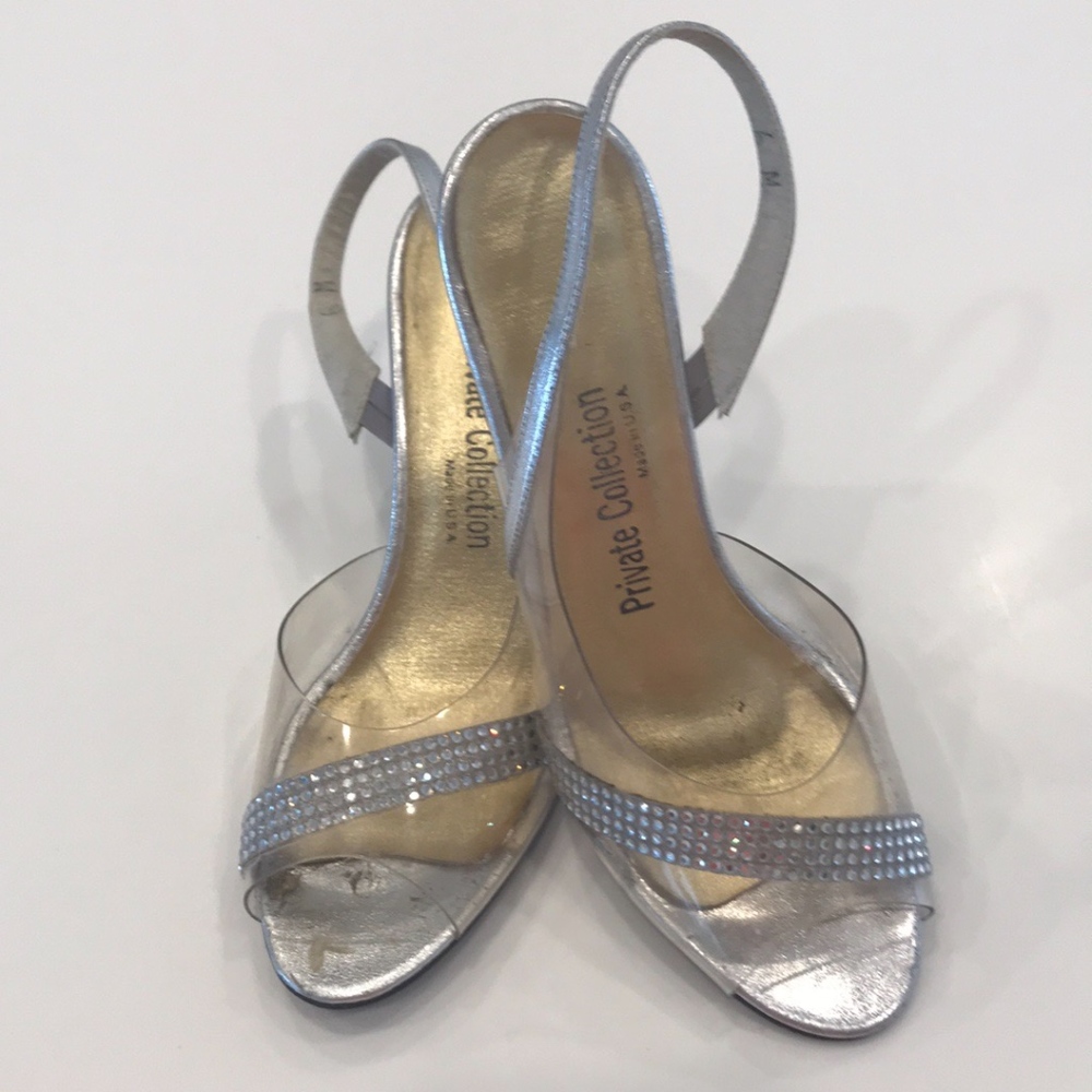 Women's shoes